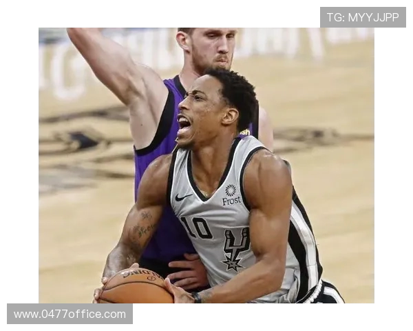 雷霆与湖人对决分析大小分走势及投注策略探讨